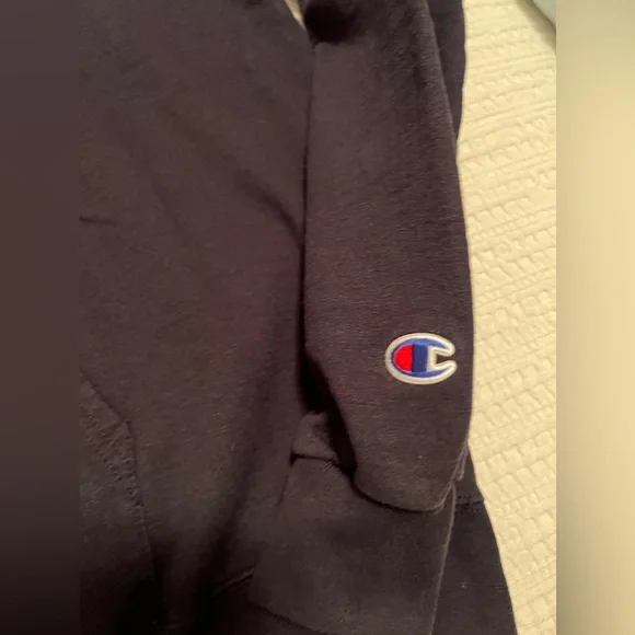 Auburn Navy Champion Hooded Sweatshirt - size XL - Excellent condition - Picture 3 of 5